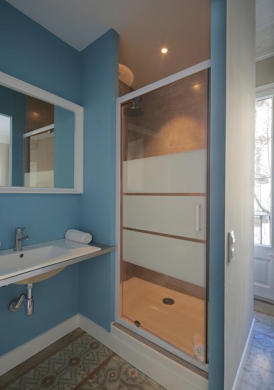 Hostal Medea Barcelona Room photo